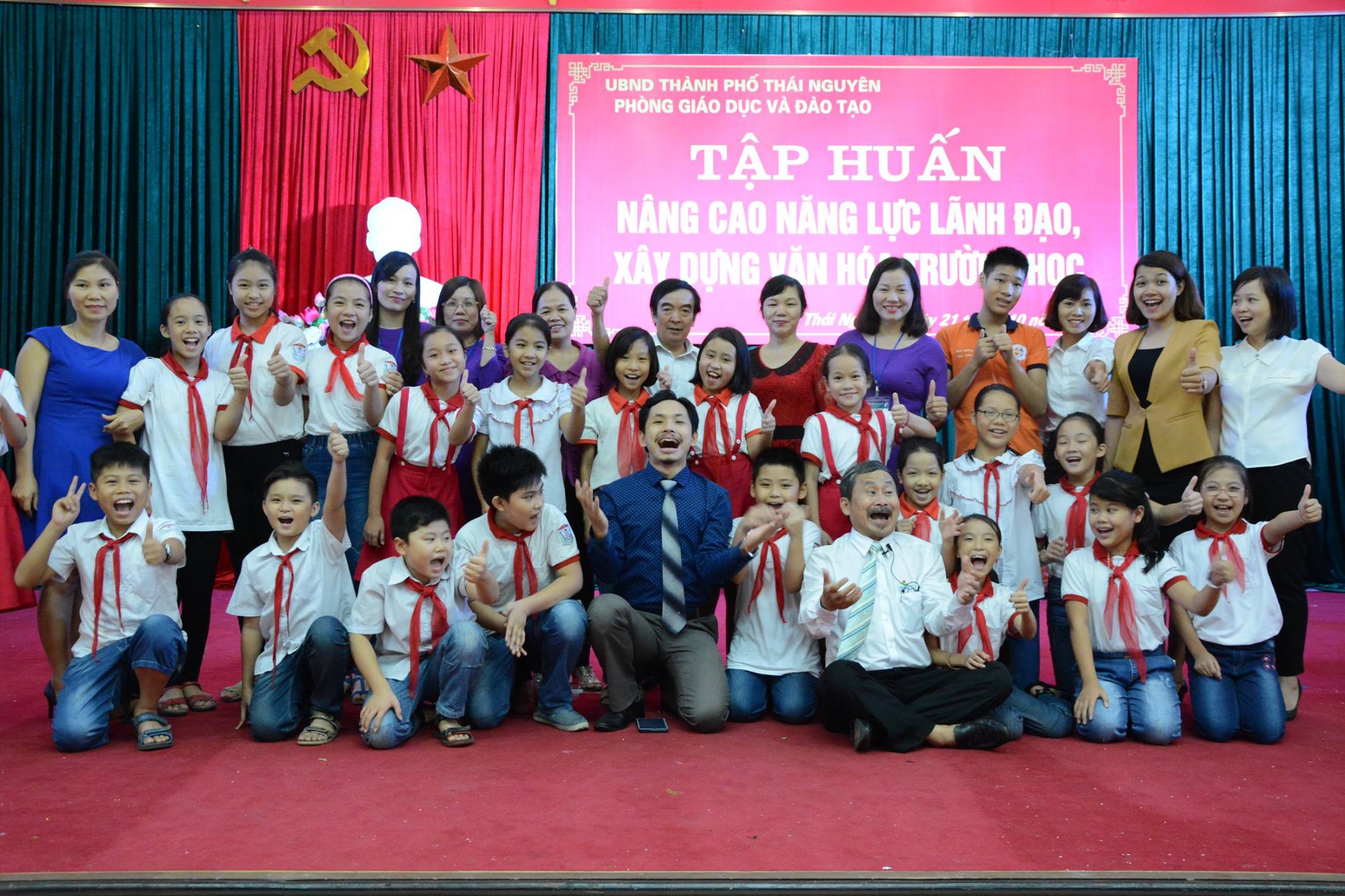 Nâng cao năng lực lãnh đạo và xây dựng văn hóa trường học tại tỉnh Thái Nguyên